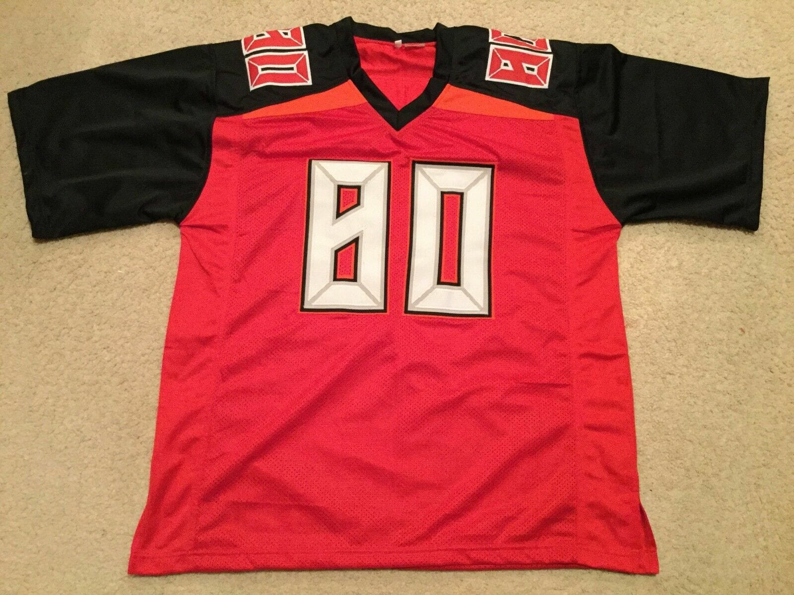 UNSIGNED CUSTOM Sewn Stitched O.J. Howard Red Jersey 2 UNSIGNED CUSTOM Sewn Stitched O.J. Howard Red Jersey - Image 2