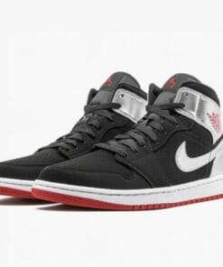 Alternative view of Air Jordan 1 Mid “Johnny Kilroy”