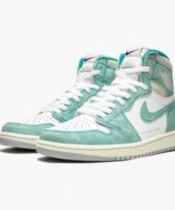 Alternative view of Air Jordan 1 High “Turbo Green”