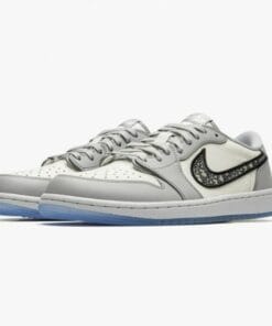 Alternative view of Air Jordan 1 Retro Low