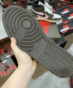 Alternative view of Air Jordan 1 Hi OG x Travis Scott TS