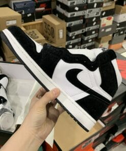 Air Jordan 1 Retro High OG Panda