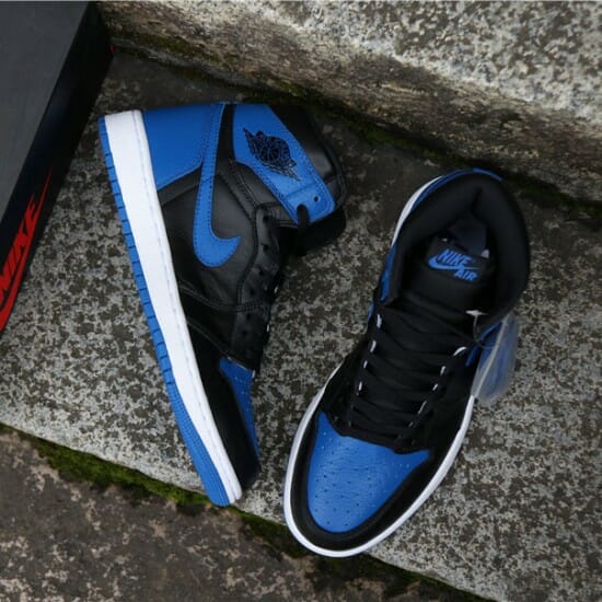 aj1 retro high royal