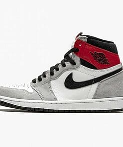Air Jordan 1 Retro “Light Smoke Grey”