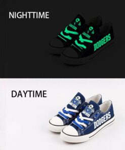Los Angeles Dodgers Limited Print MLB Students Low Top Canvas Shoes Sport Sneakers 3 b8c0f74e c7ba 4e17 9197 aa519c972acf