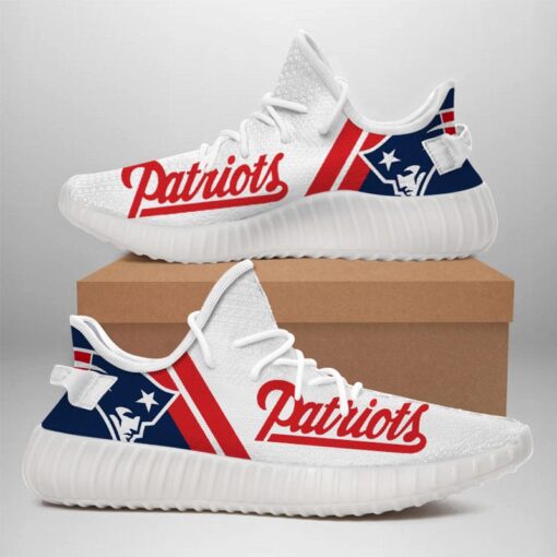 New England Patriots NFL 350v Yeezy Sneakers For Men Women Fans - Image 3