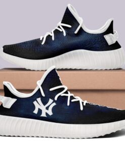 Alternative view of New York Yankees NFL 350v Yeezy Sneakers For Men Women Fans