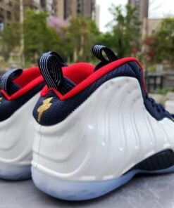 Air Foamposite One Olympic Shoes Sneaker 11 Screenshot 7 b71b90ab 42d1 4774 b220 4e045baa33e7